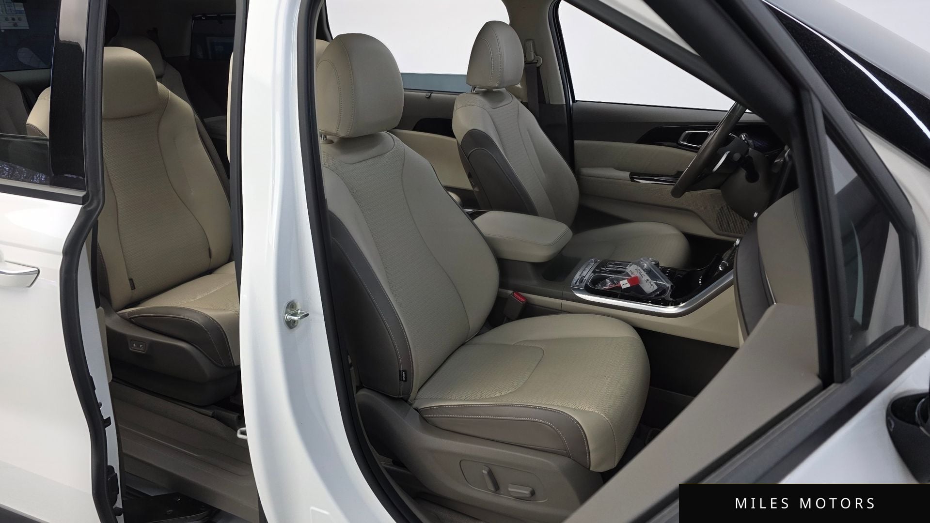 Kia Carnival 2023 — миниатюра 10
