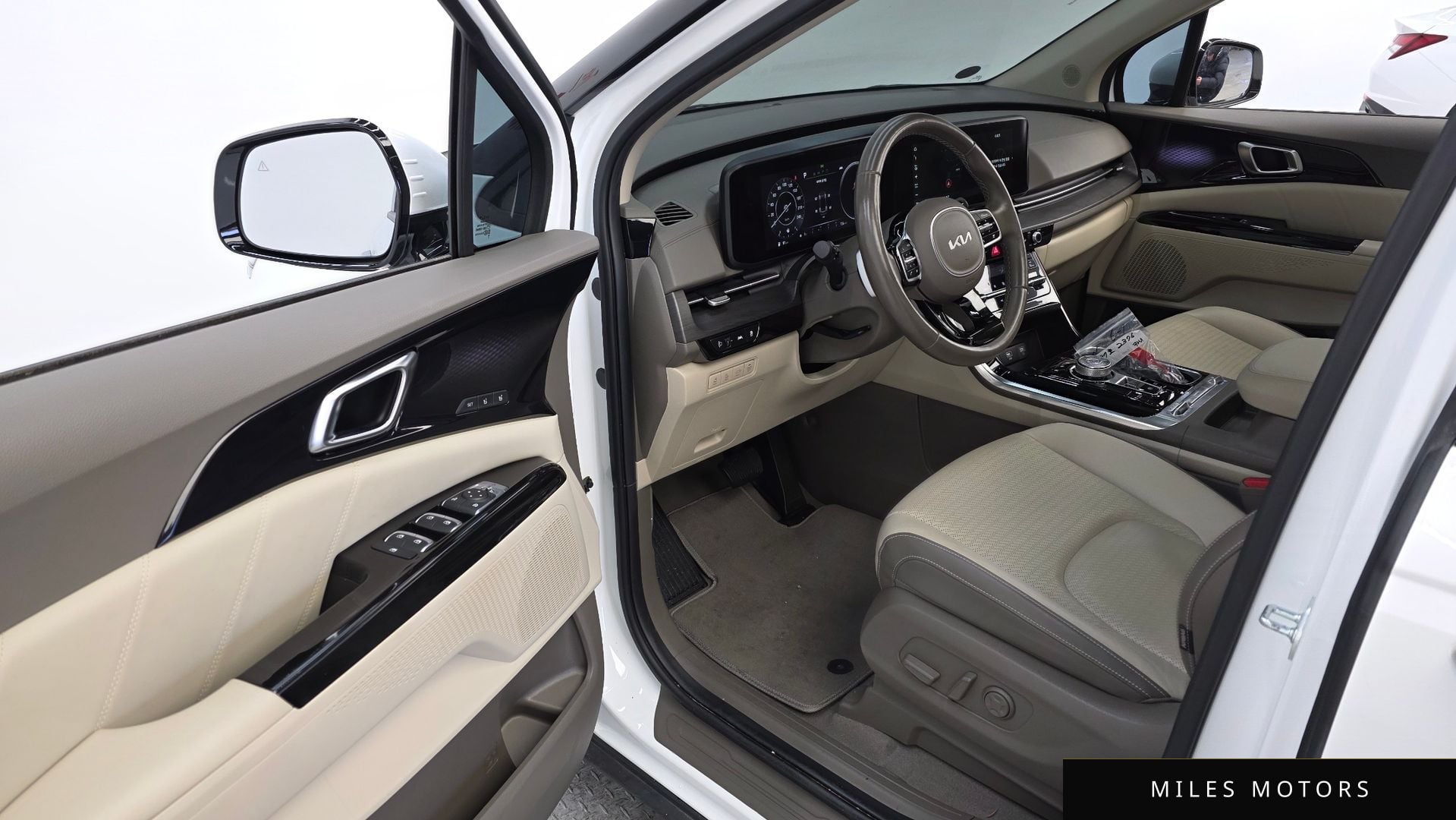 Kia Carnival 2023 — миниатюра 12