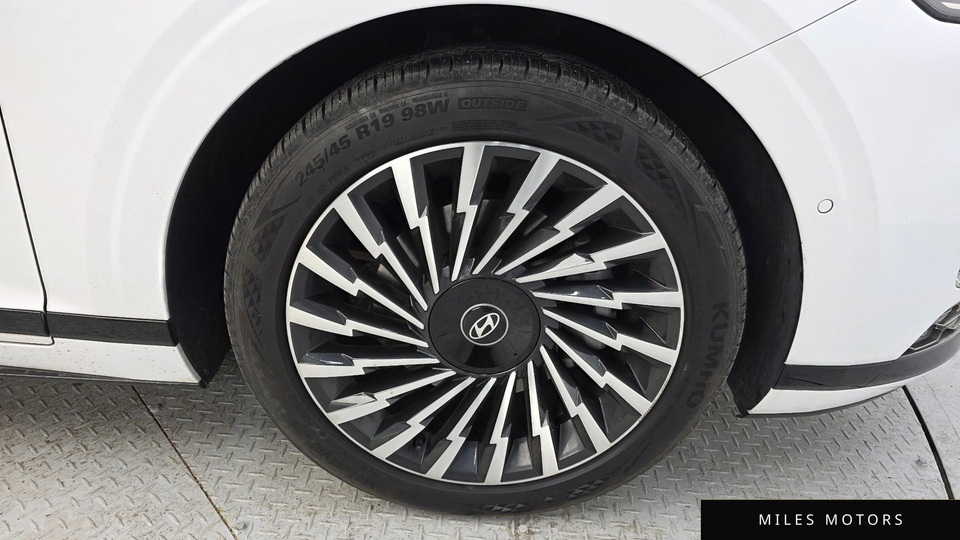 Hyundai Grandeur 2023 — миниатюра 5