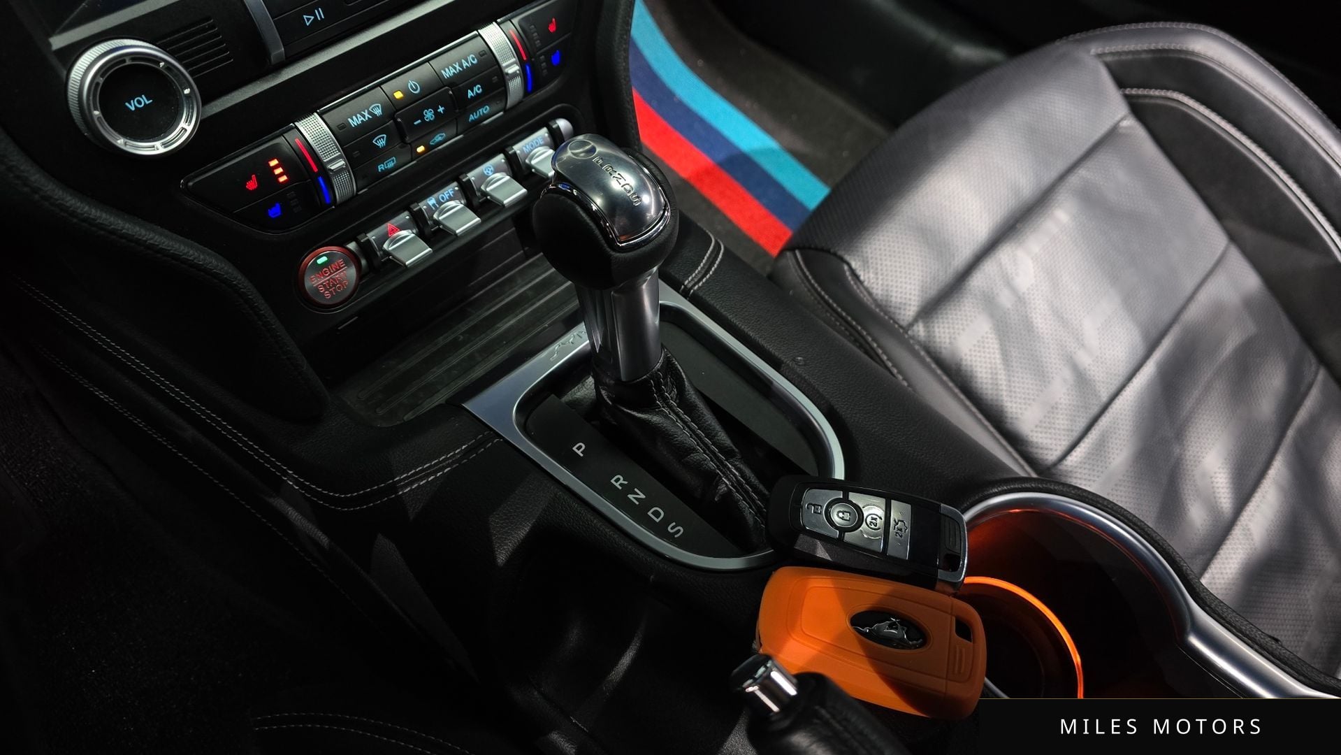 Ford 머스탱 2023 — миниатюра 9