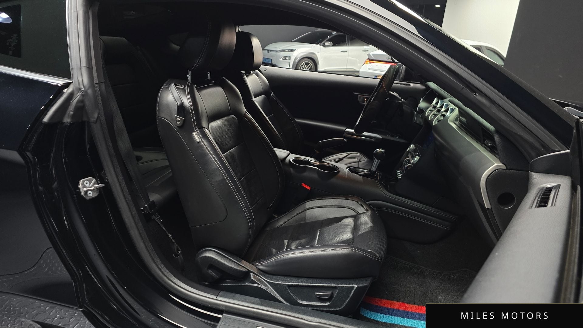 Ford 머스탱 2023 — миниатюра 10