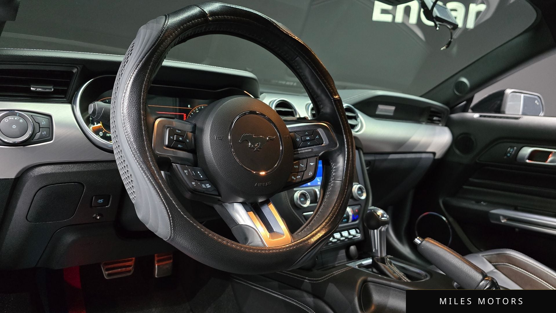 Ford 머스탱 2023 — миниатюра 13