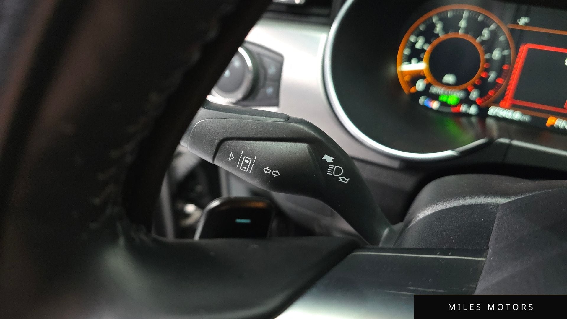 Ford 머스탱 2023 — миниатюра 19