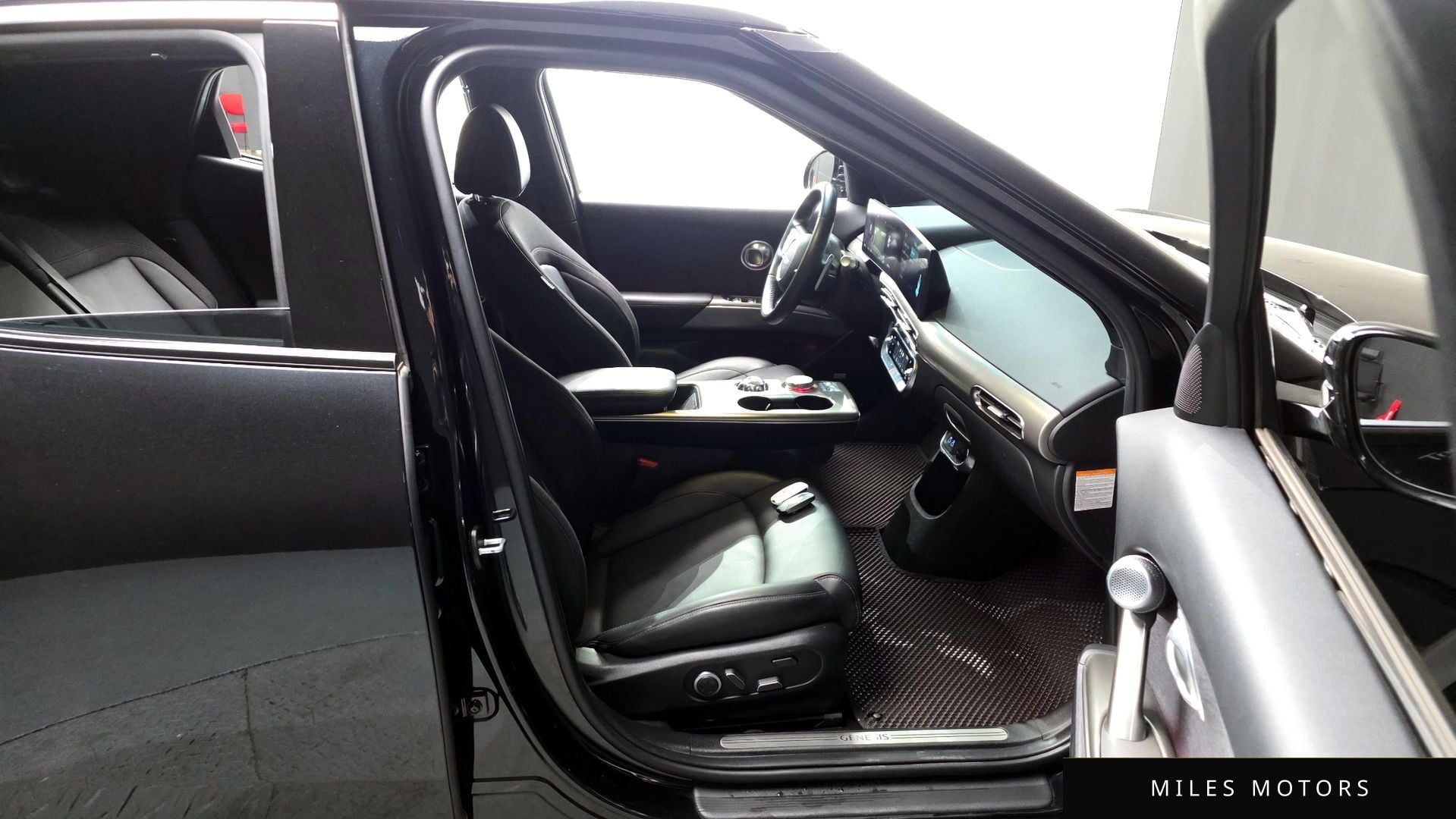 Genesis GV60 2022 — миниатюра 11