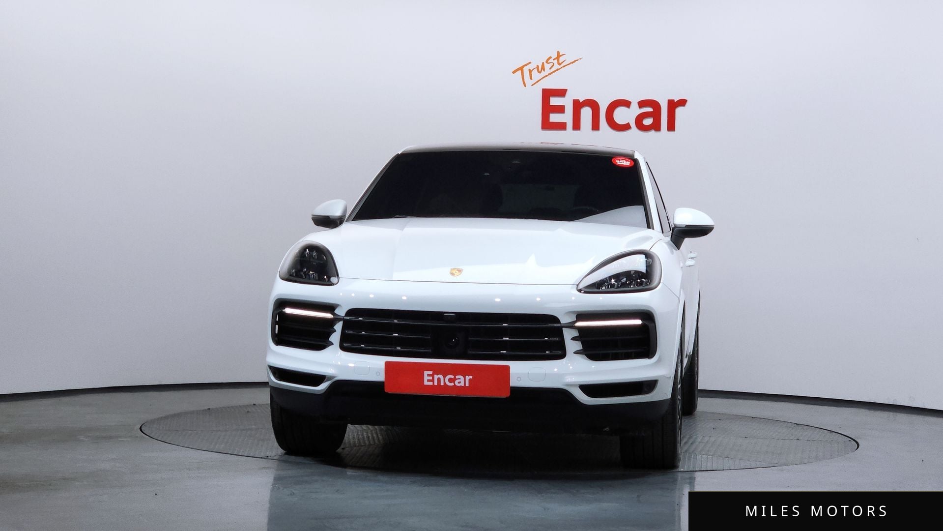 Porsche Cayenne 2021 — миниатюра 3