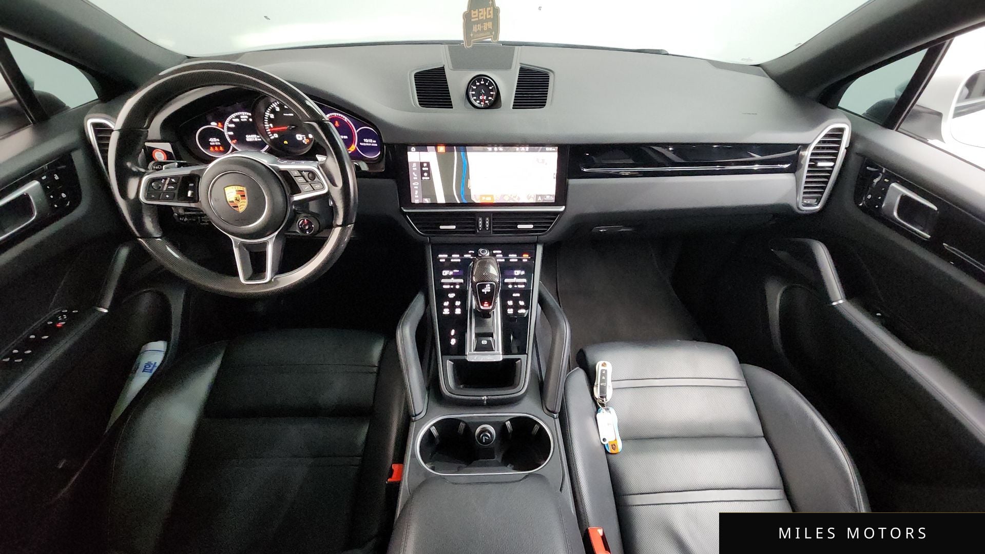 Porsche Cayenne 2021 — миниатюра 7