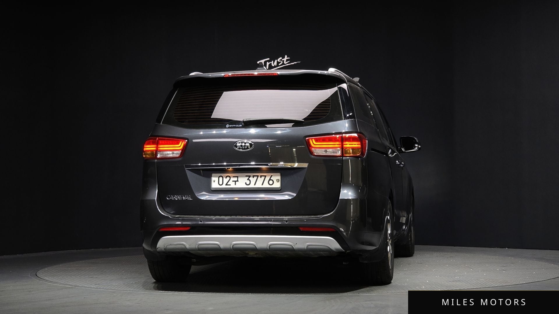 Kia Canival 2018 — миниатюра 4