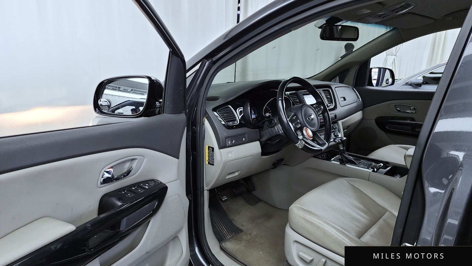 Kia Canival 2018 — миниатюра 10