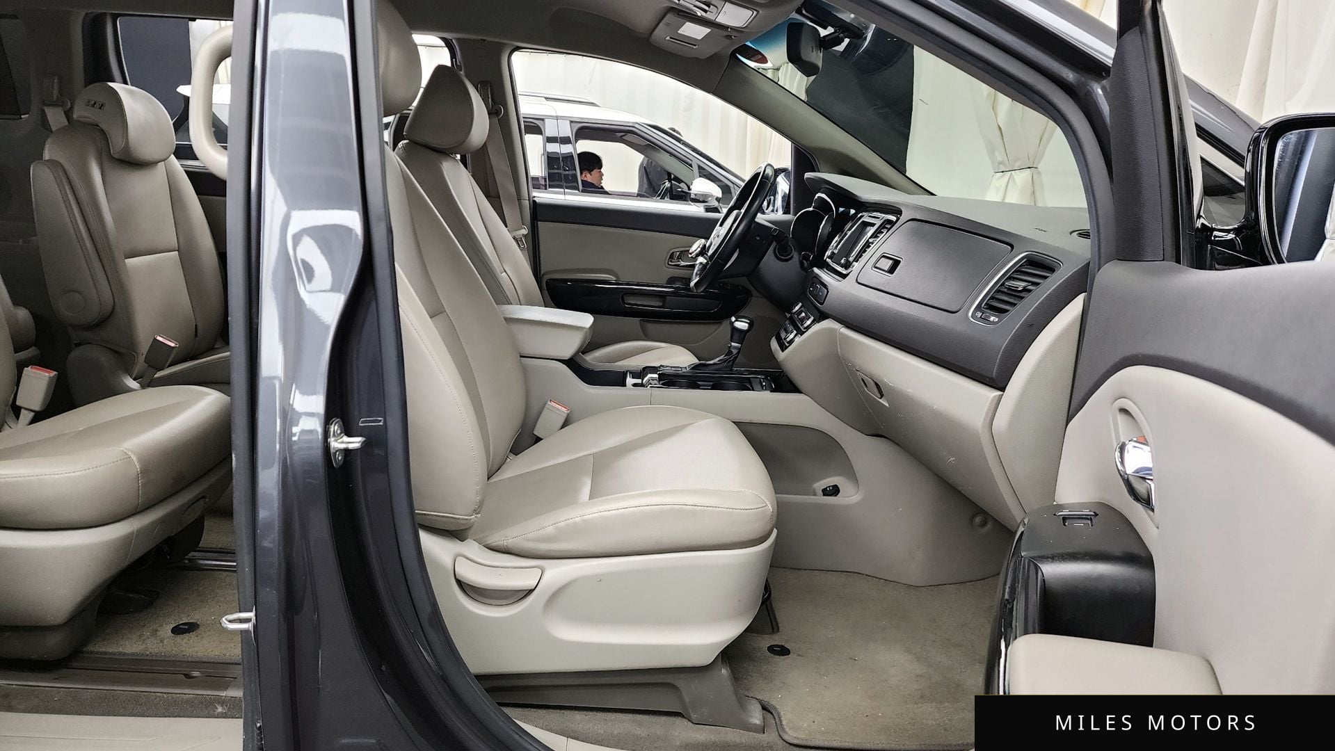 Kia Canival 2018 — миниатюра 11