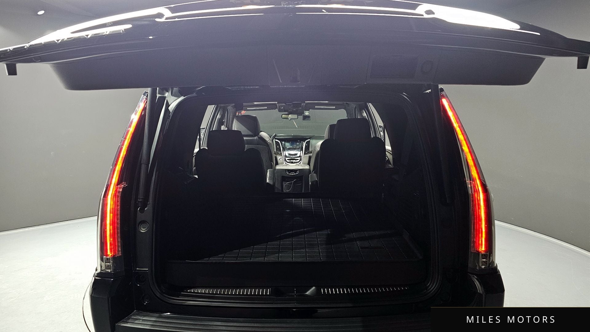 Cadillac Escalade 2020 — миниатюра 20