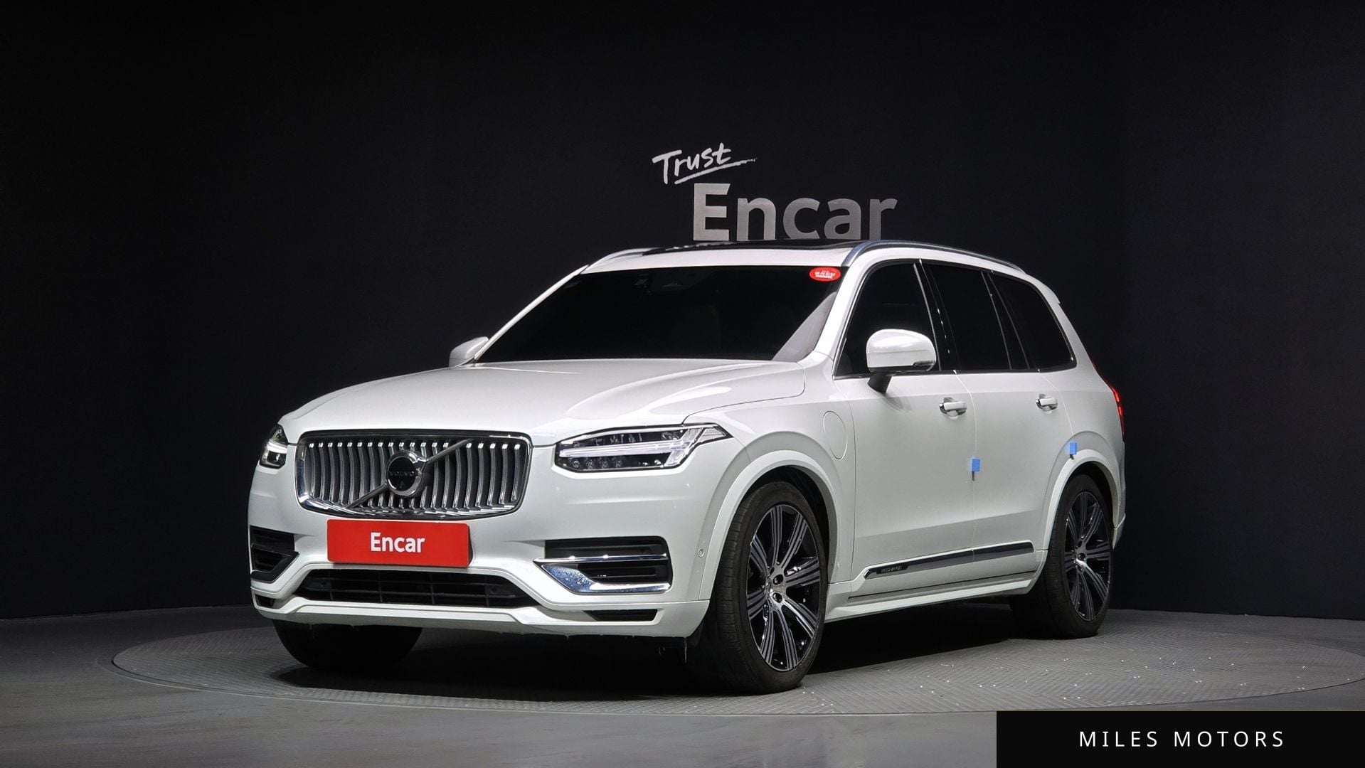 Volvo XC90 2023 — фото 1 из 12