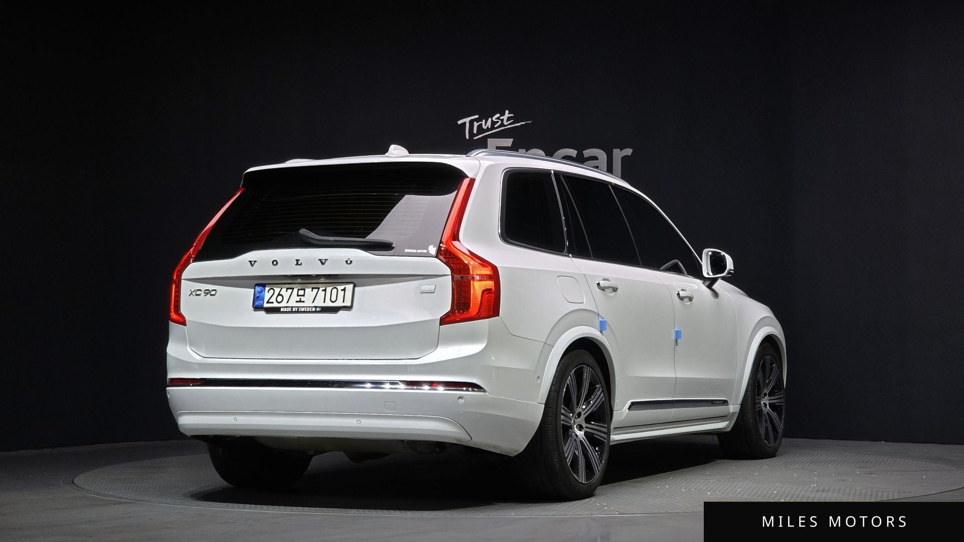 Volvo XC90 2023 — миниатюра 2