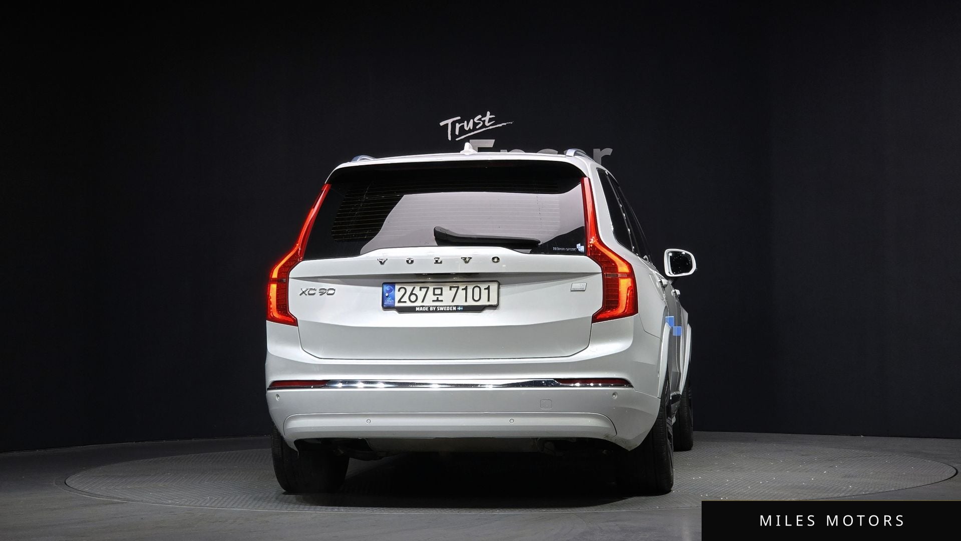 Volvo XC90 2023 — миниатюра 4