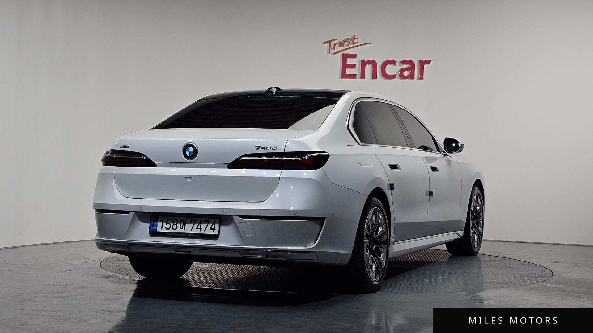 BMW 7 Series (G70) 2023 — миниатюра 2