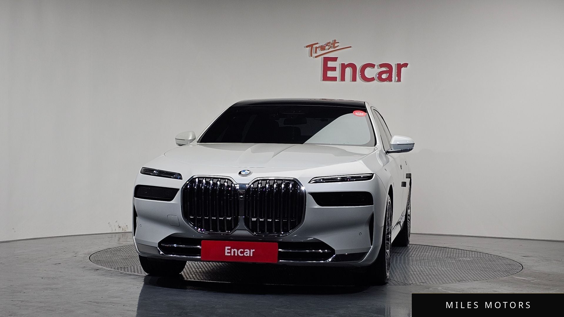 BMW 7 Series (G70) 2023 — миниатюра 3