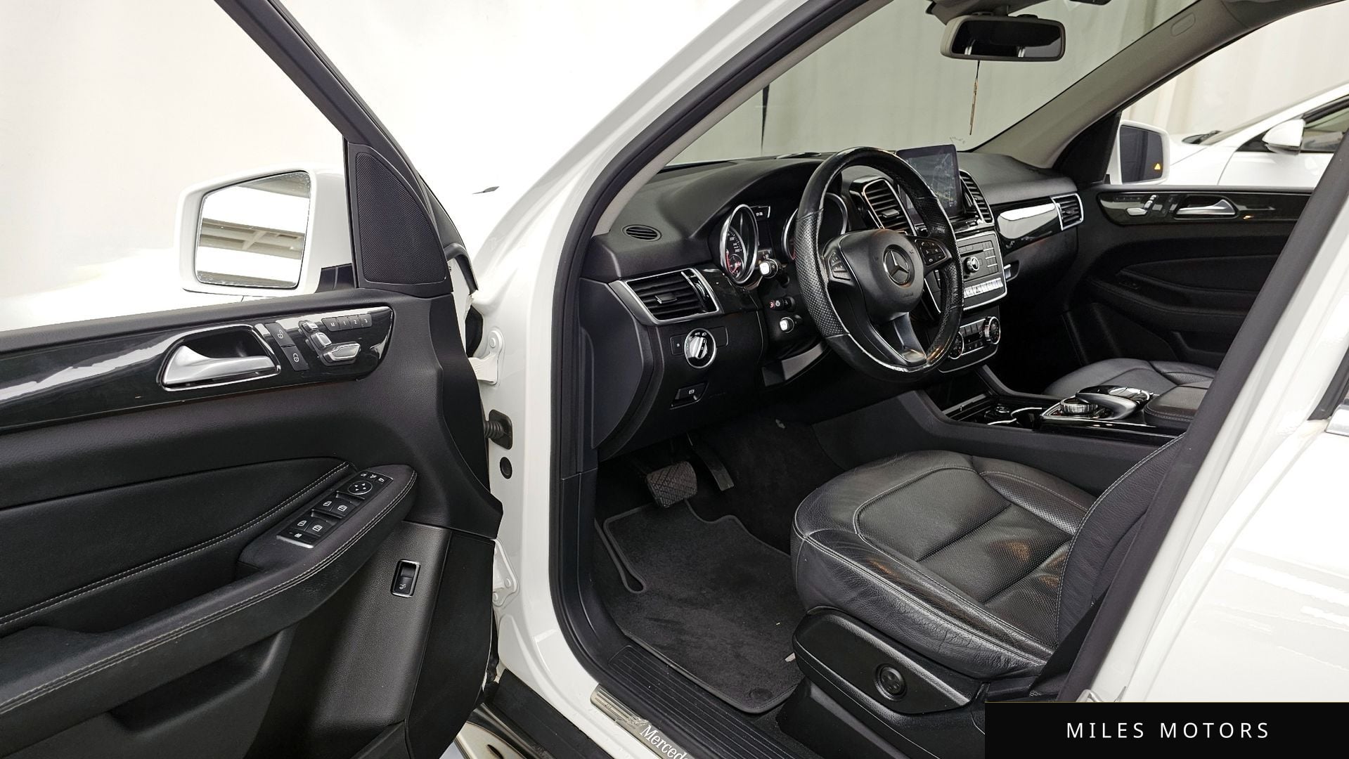 Mercedes-Benz GLE-Class W166 2017 — миниатюра 10