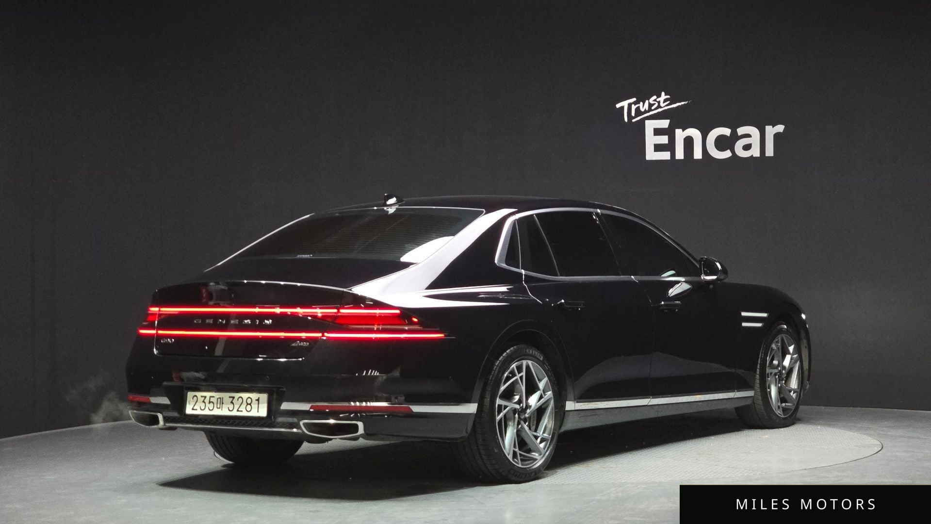 Genesis G90 (RS4) 2022 — миниатюра 2