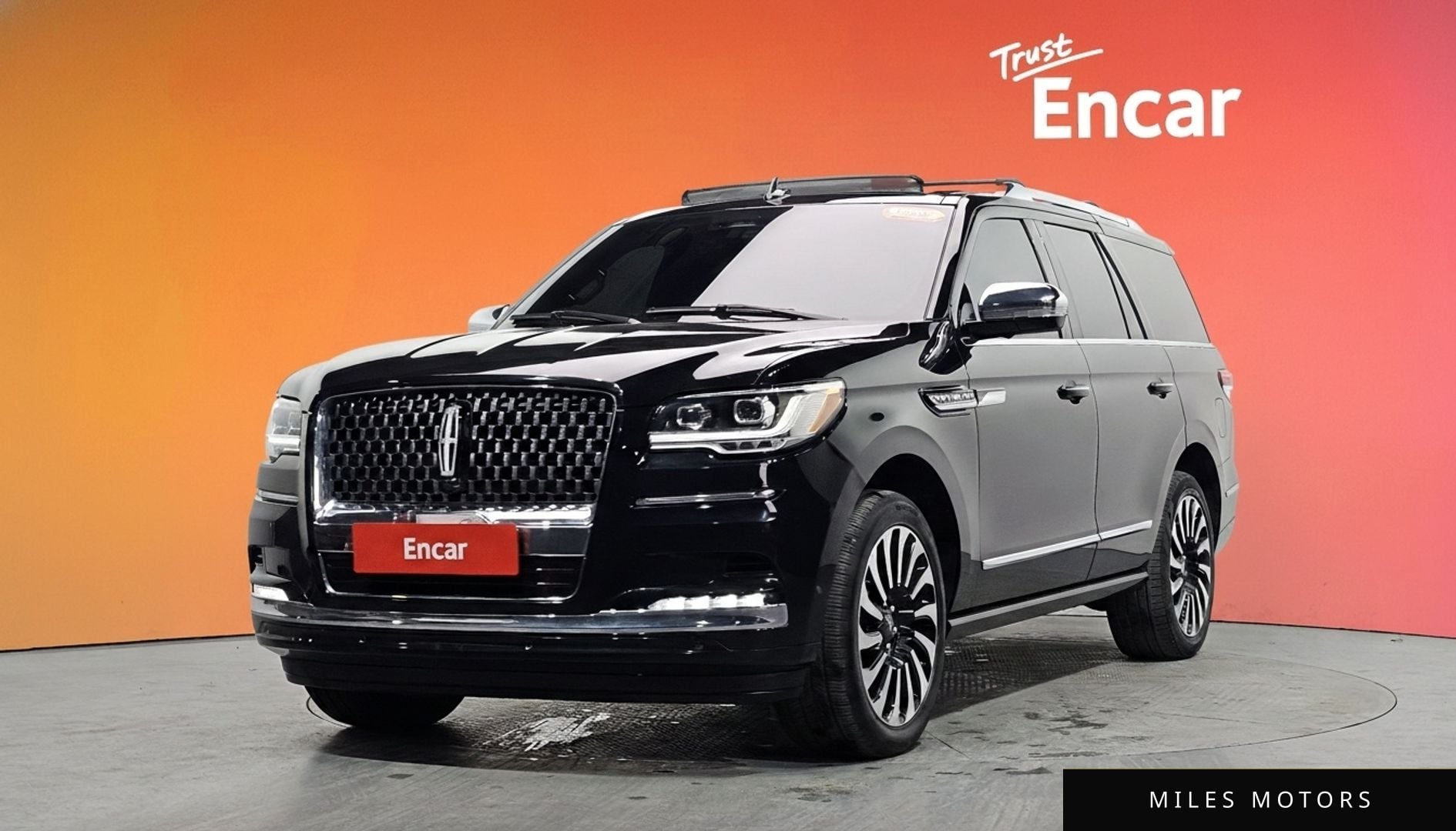 Lincoln Navigator 2023 — миниатюра 10