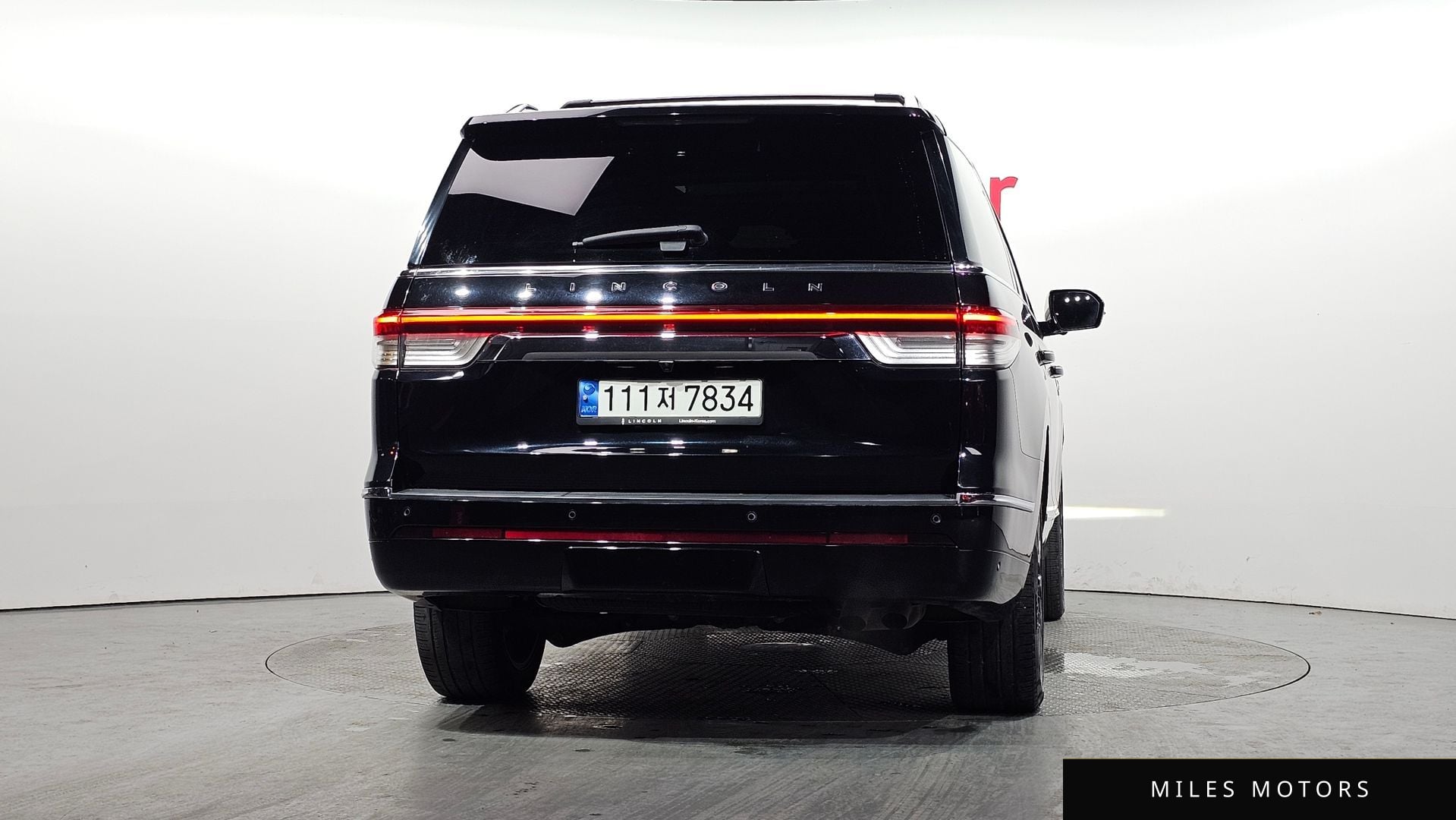Lincoln Navigator 2023 — миниатюра 3