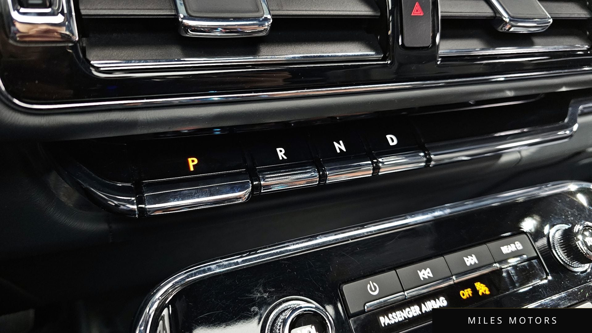 Lincoln Navigator 2023 — миниатюра 8