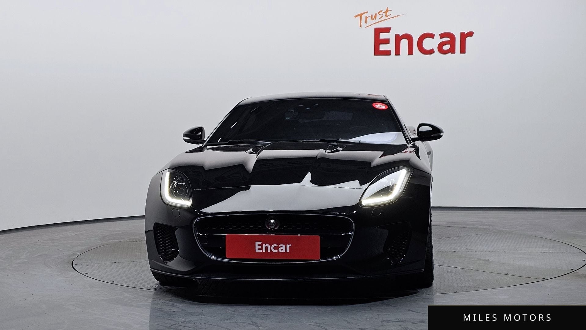 Jaguar F-TYPE 2019 — миниатюра 3