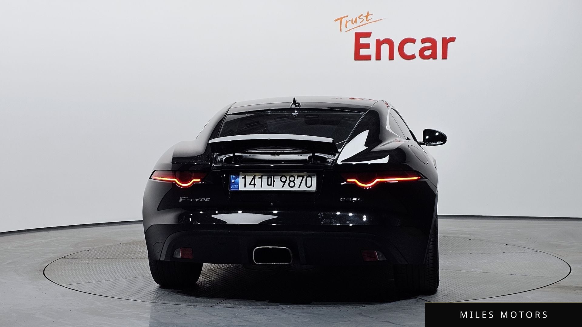 Jaguar F-TYPE 2019 — миниатюра 4
