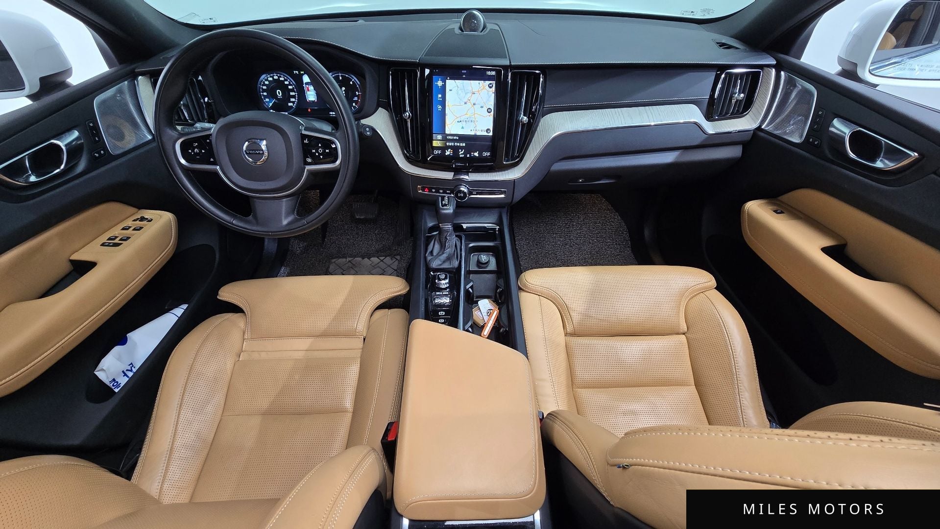 Volvo XC60 2020 — миниатюра 7
