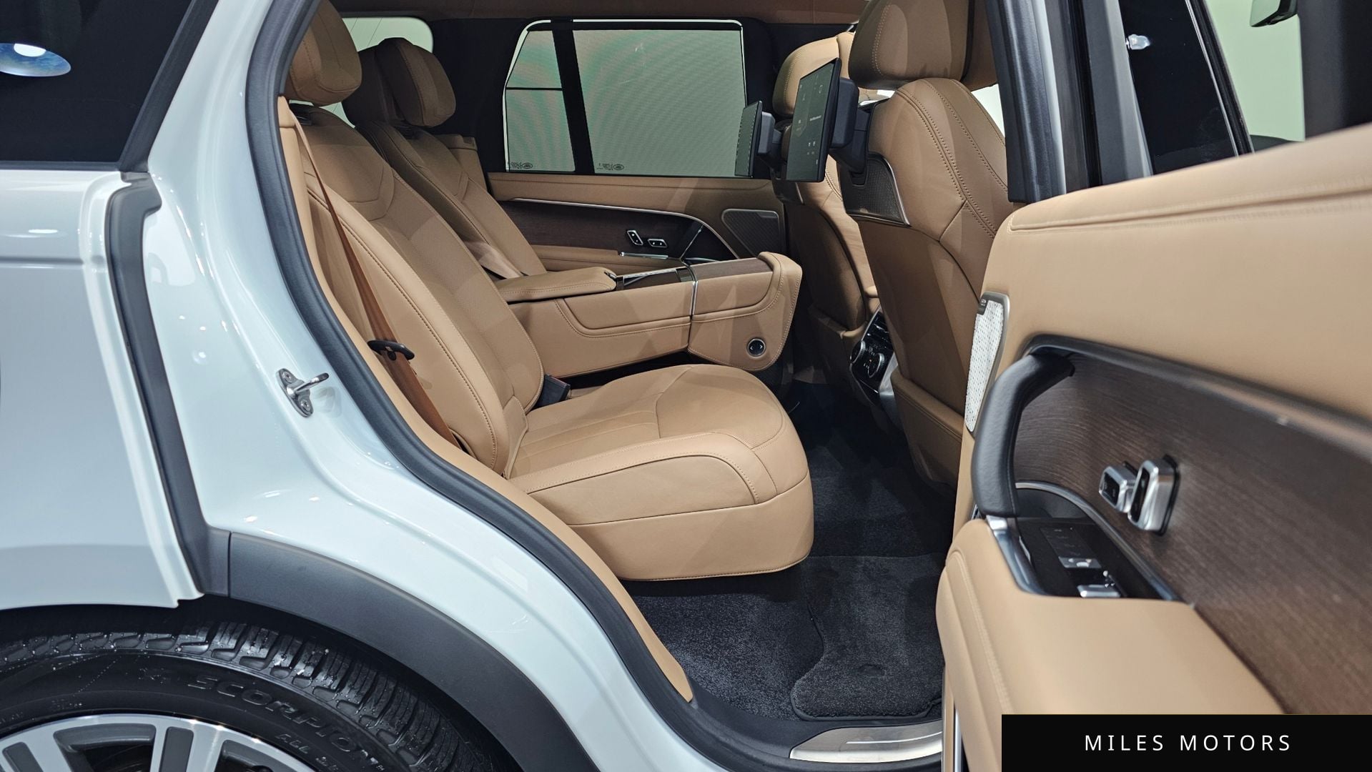 Land Rover Range Rover 2024 — миниатюра 5