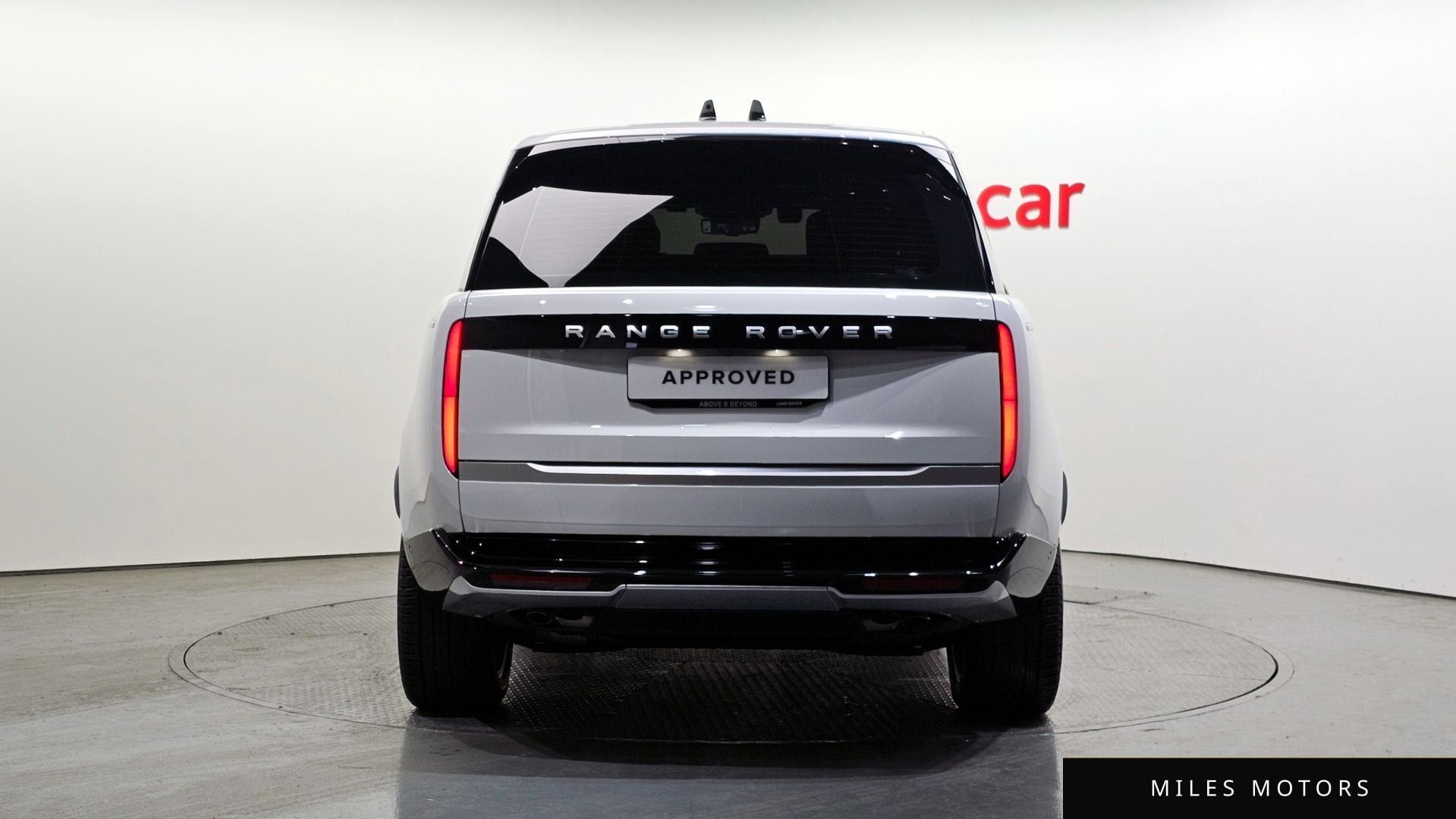 Land Rover Range Rover 2024 — миниатюра 7