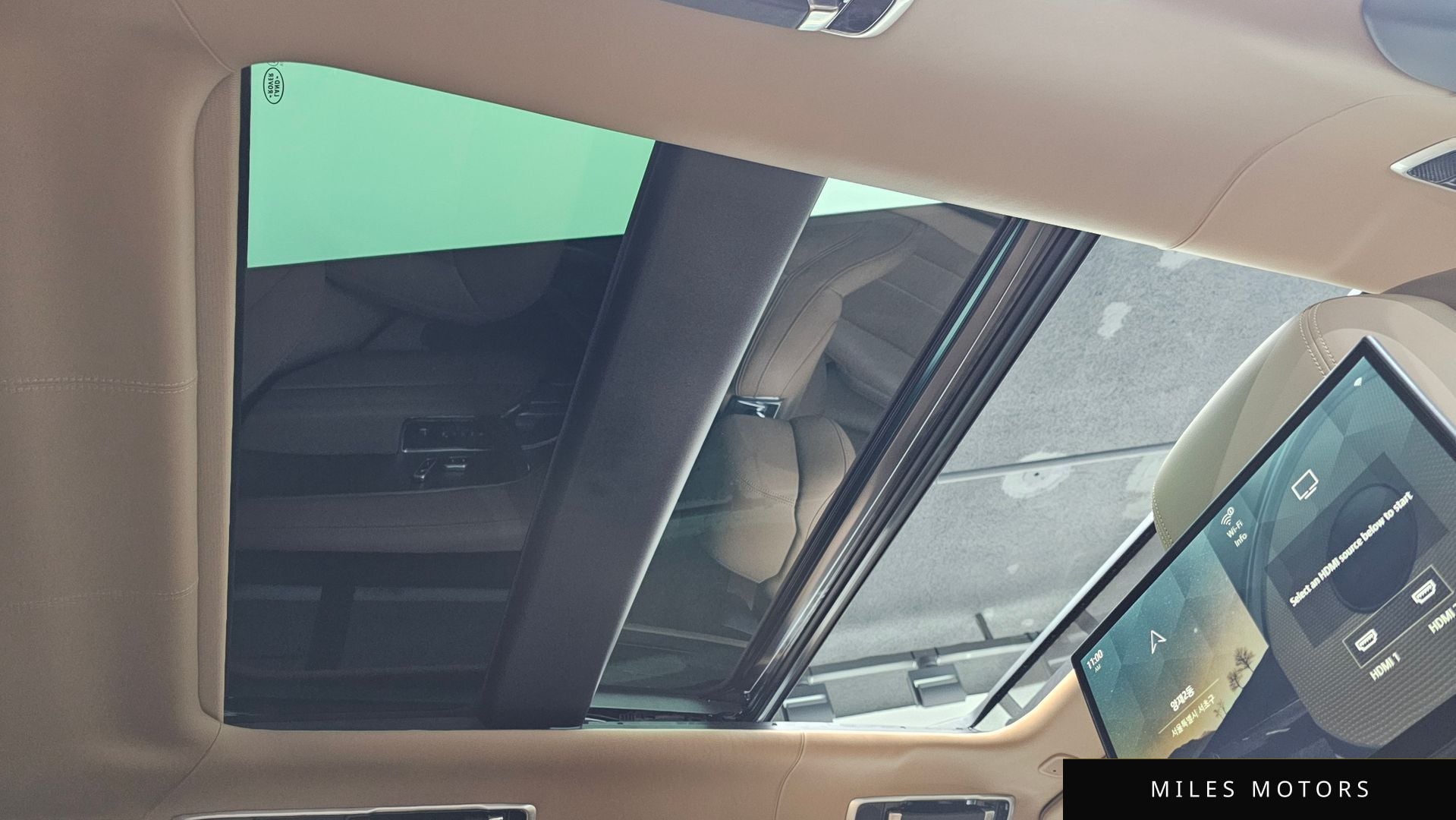 Land Rover Range Rover 2024 — миниатюра 18