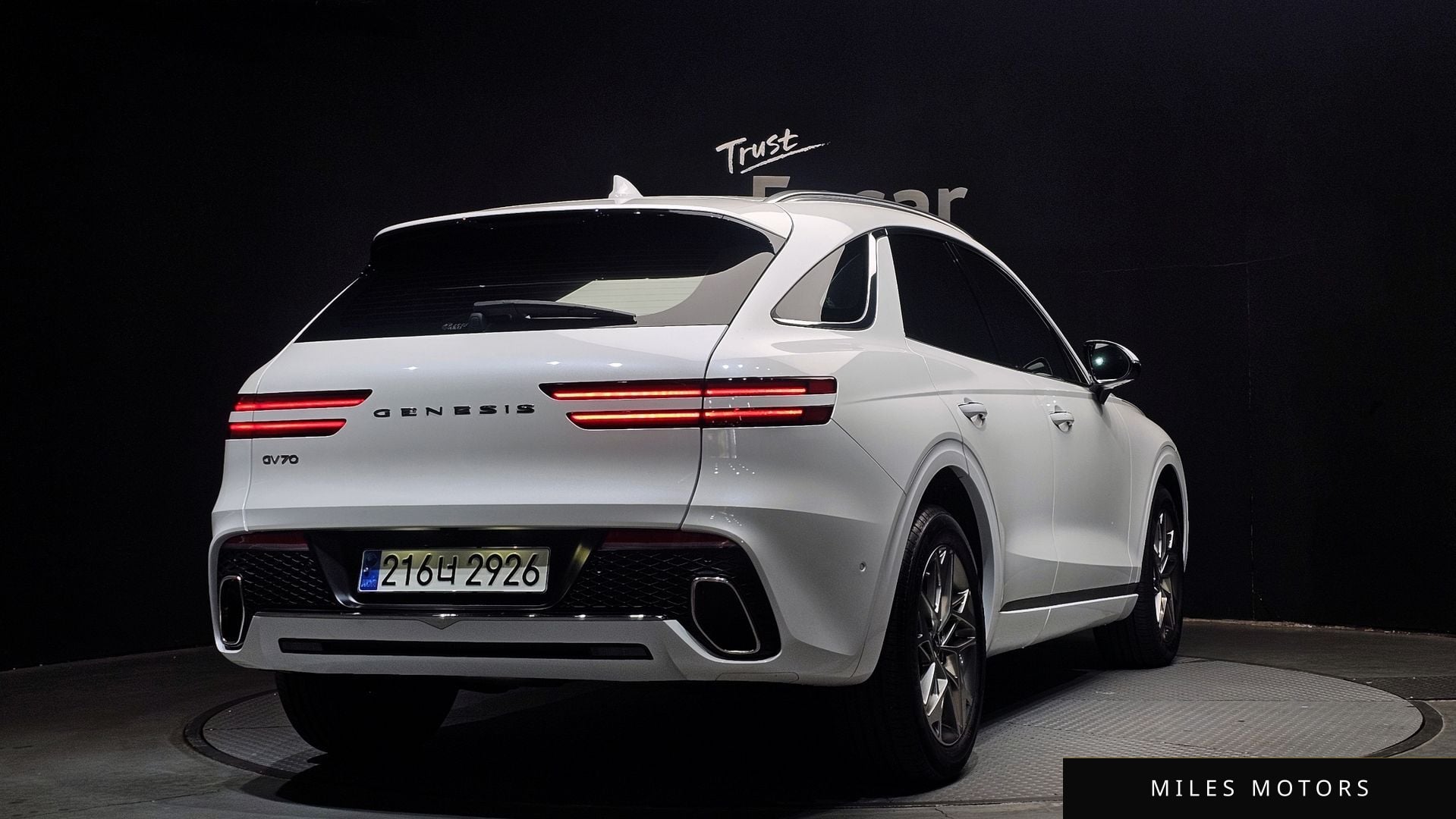Genesis GV70 2024 — миниатюра 2