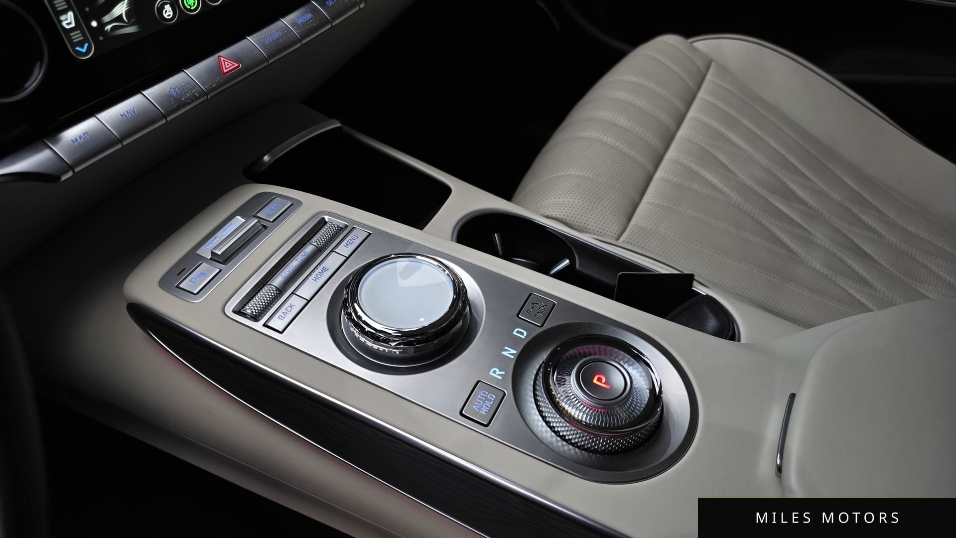 Genesis GV70 2024 — миниатюра 9