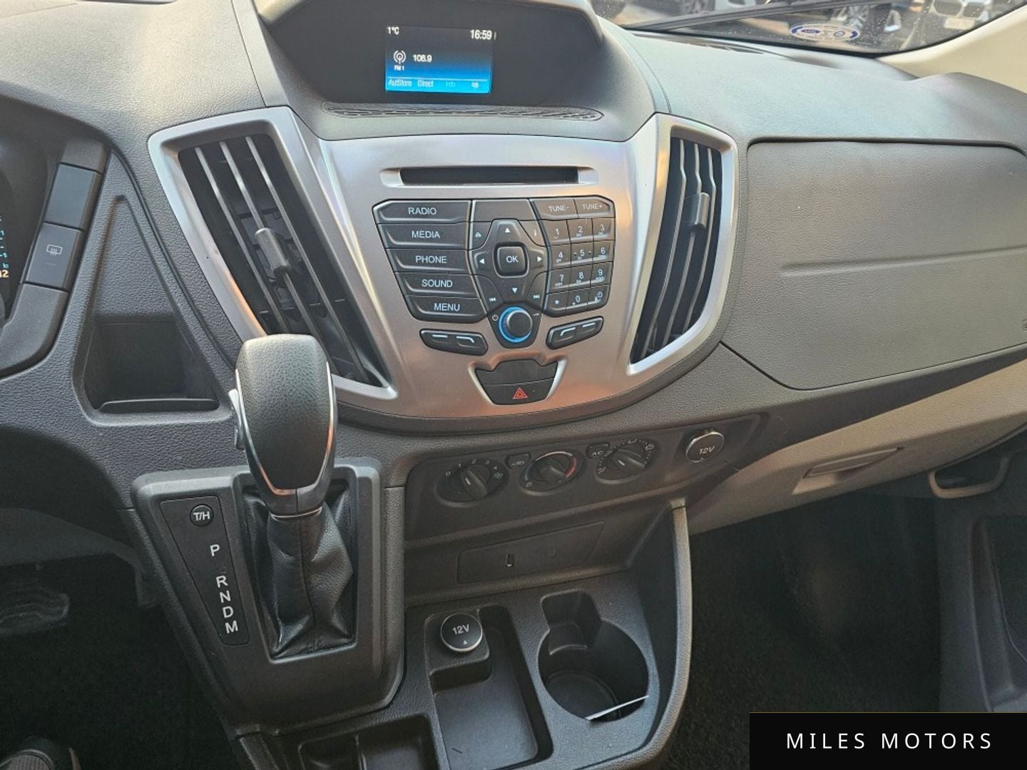 Ford Transit 2017 — миниатюра 9