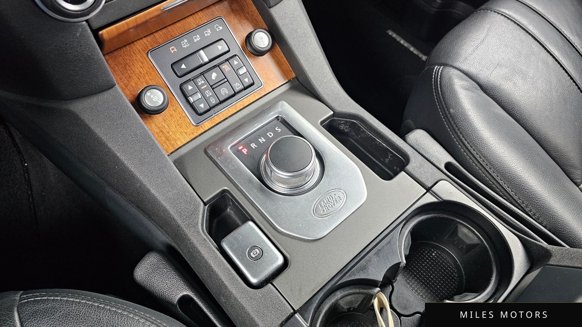Land Rover 디스커버리 4 2014 — миниатюра 9