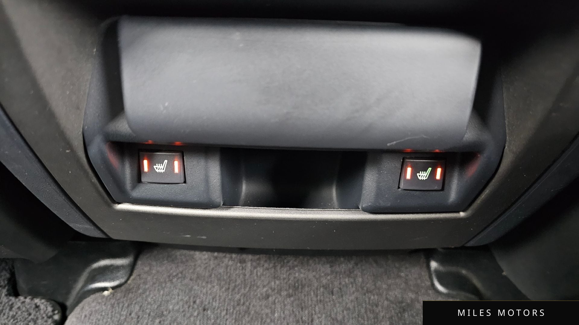 Land Rover 디스커버리 4 2014 — миниатюра 18