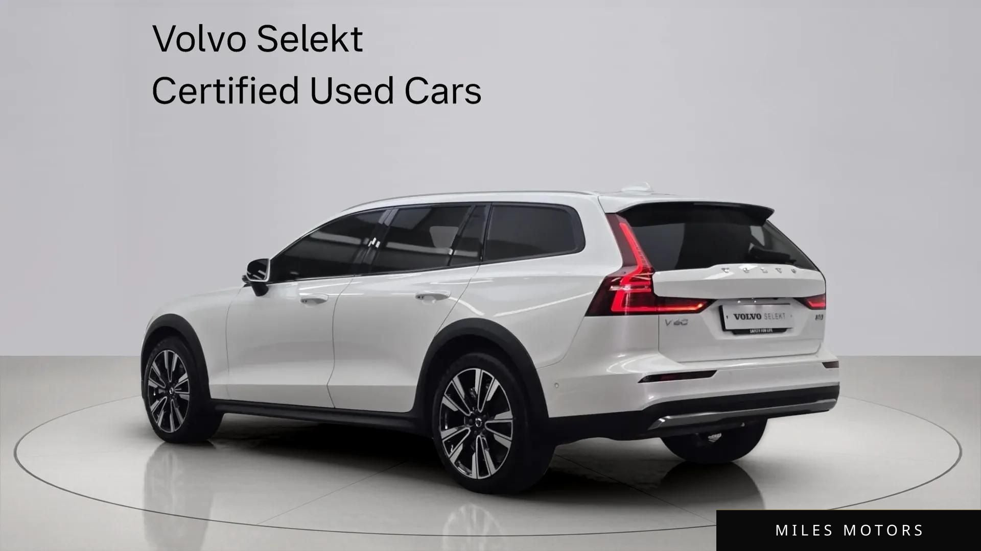 Volvo V60 2025 — миниатюра 2