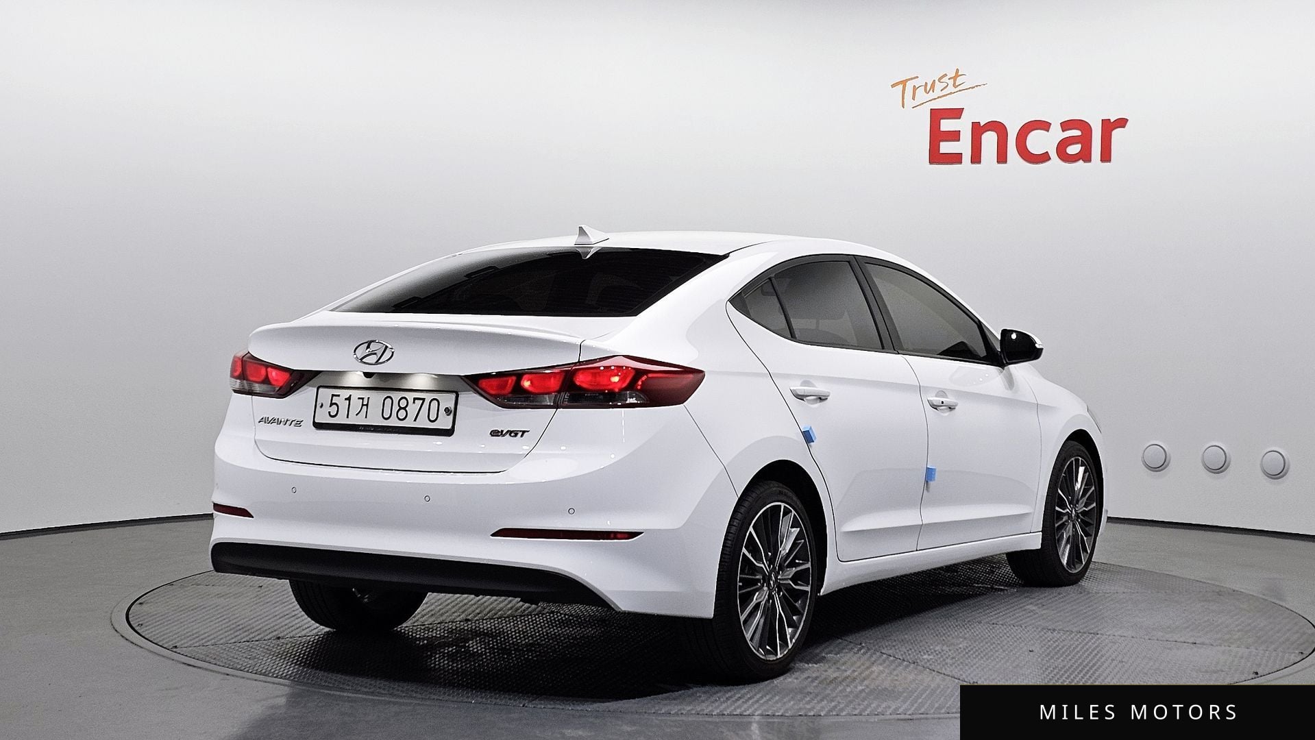 Hyundai AVANTE 2016 — миниатюра 2
