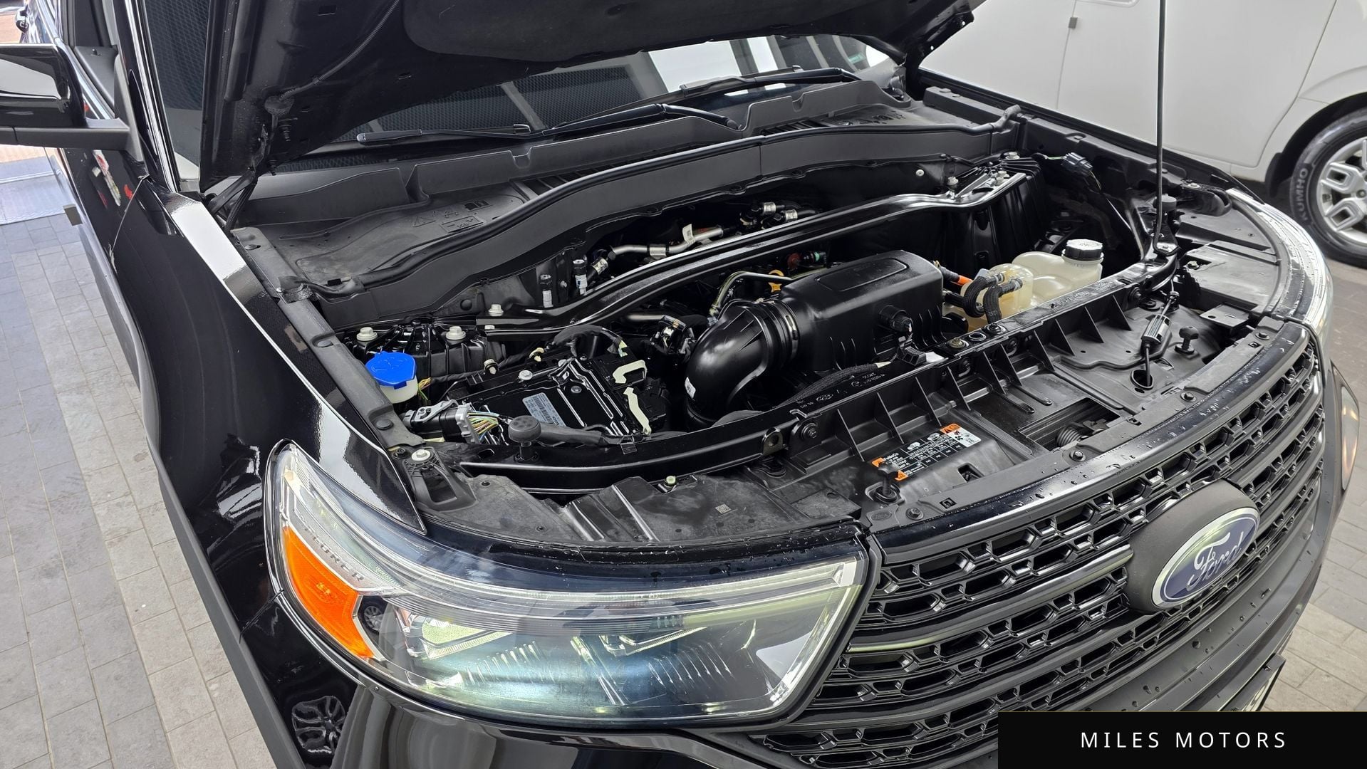 Ford Explorer 2021 — миниатюра 6