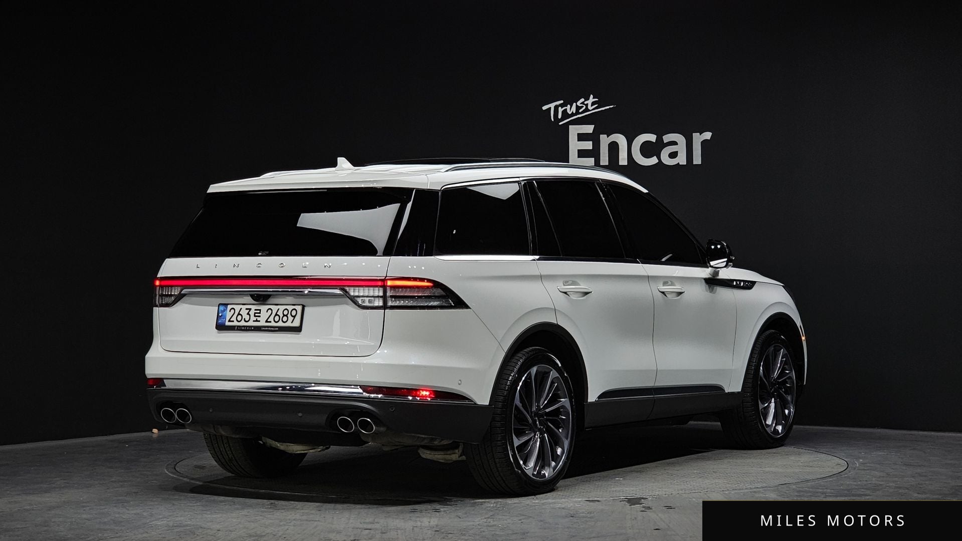 Lincoln Aviator 2021 — миниатюра 2