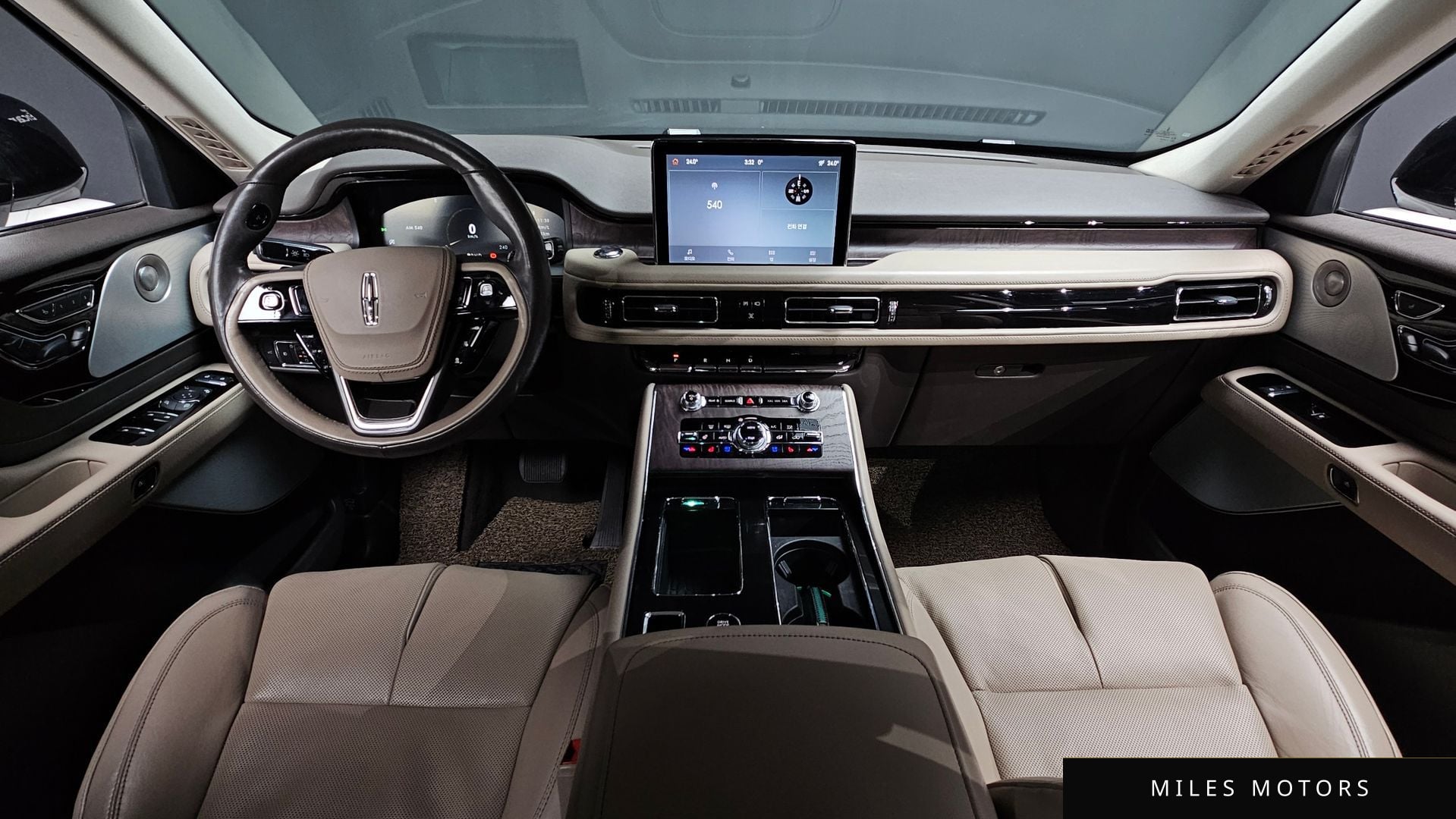 Lincoln Aviator 2021 — миниатюра 7