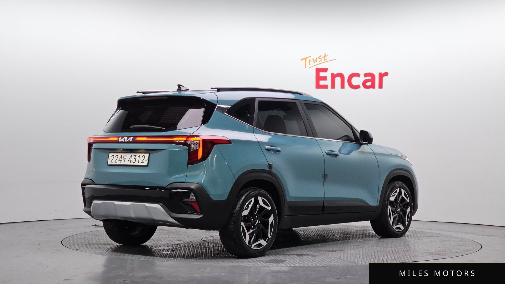 Kia Seltos 2023 — миниатюра 2
