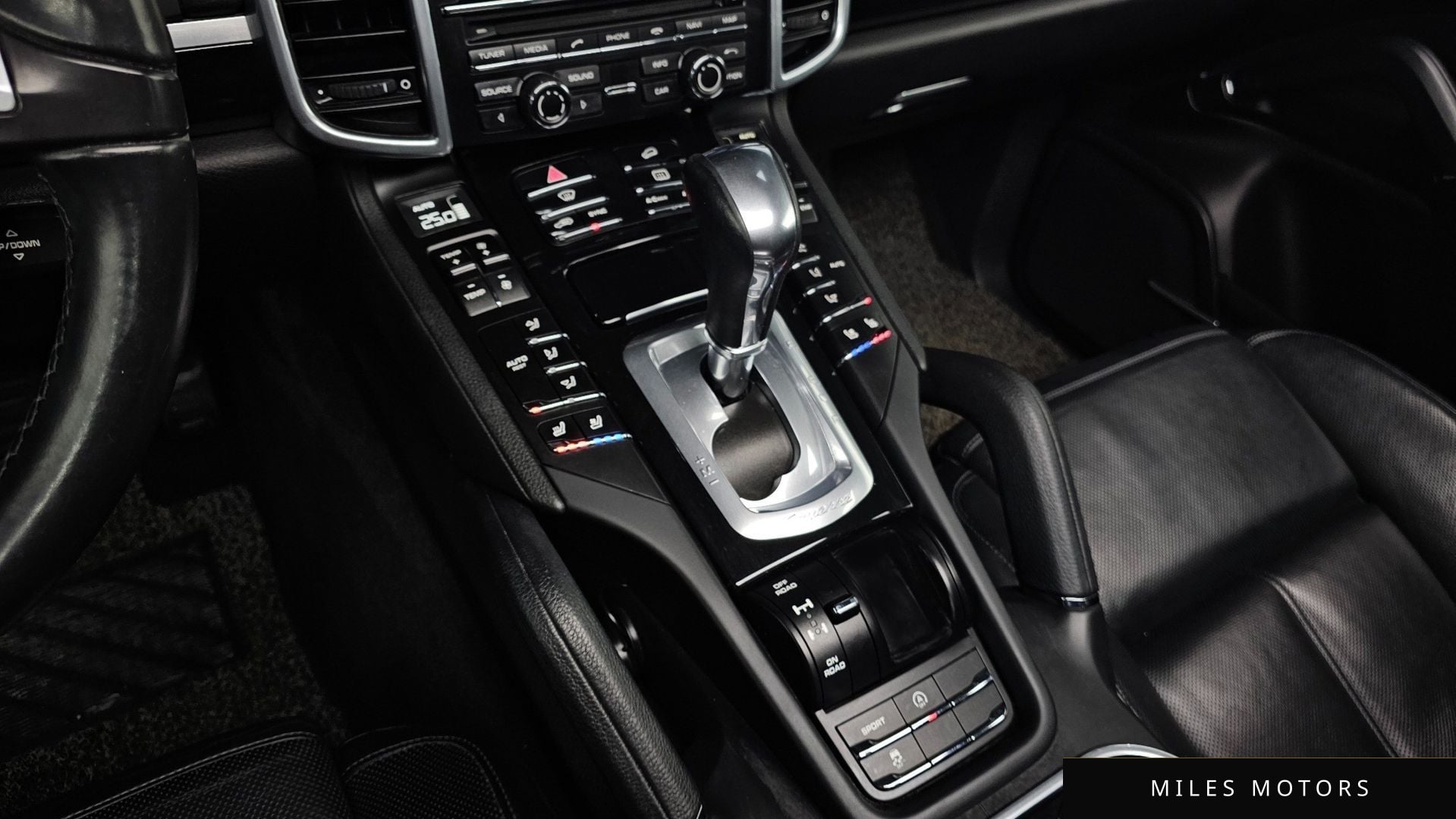 Porsche 카이엔 2014 — миниатюра 9