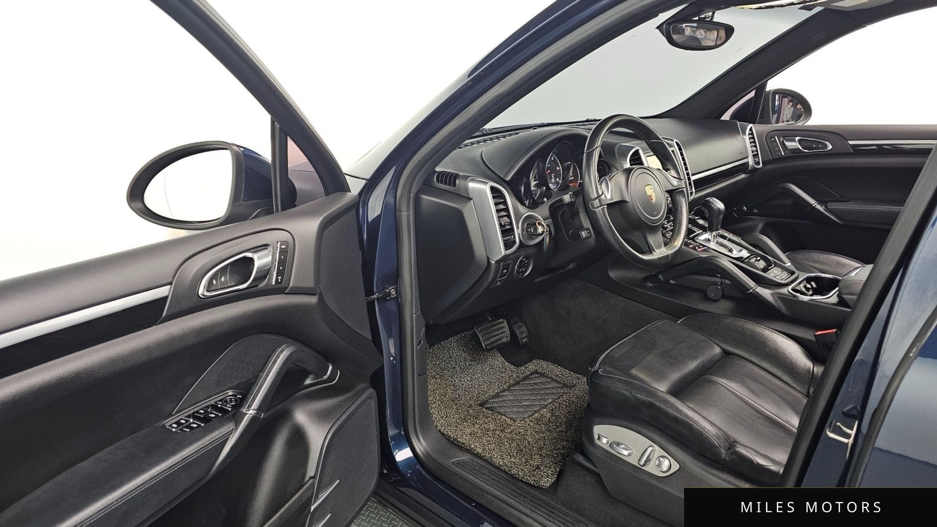 Porsche 카이엔 2014 — миниатюра 11