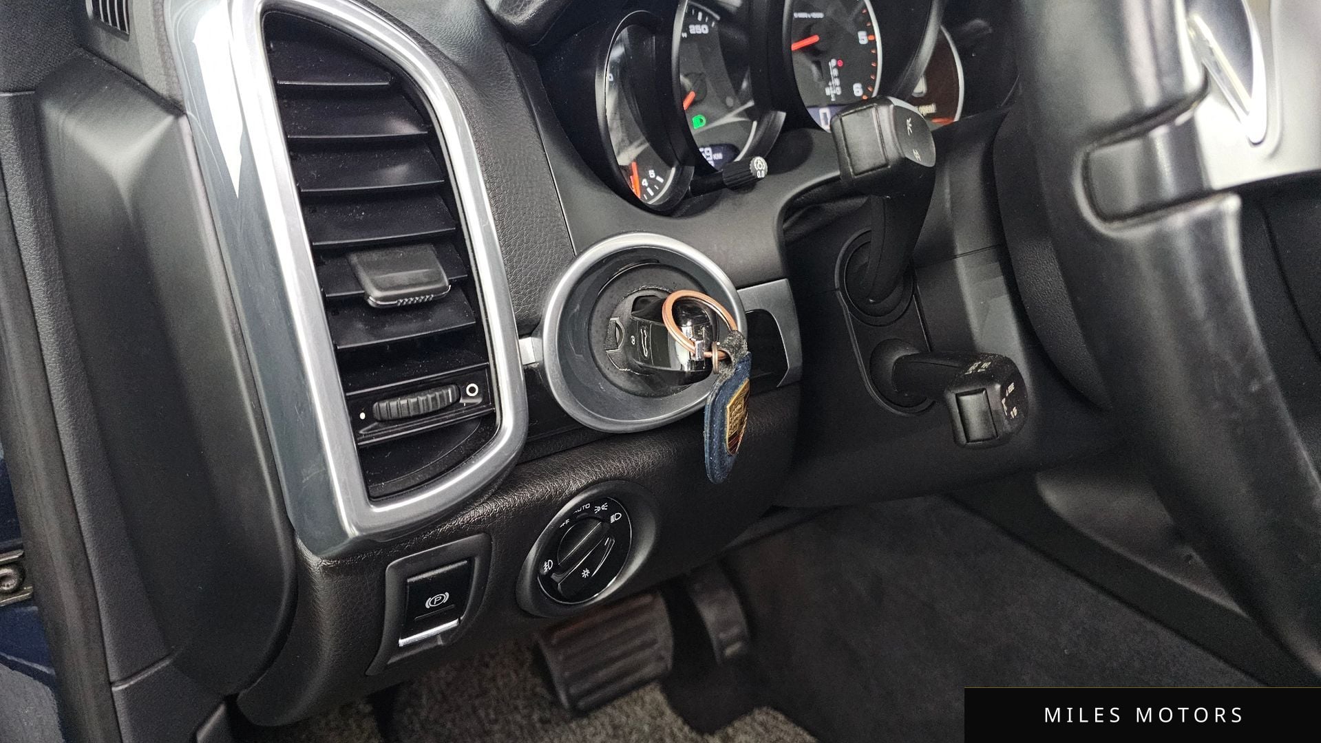 Porsche 카이엔 2014 — миниатюра 18