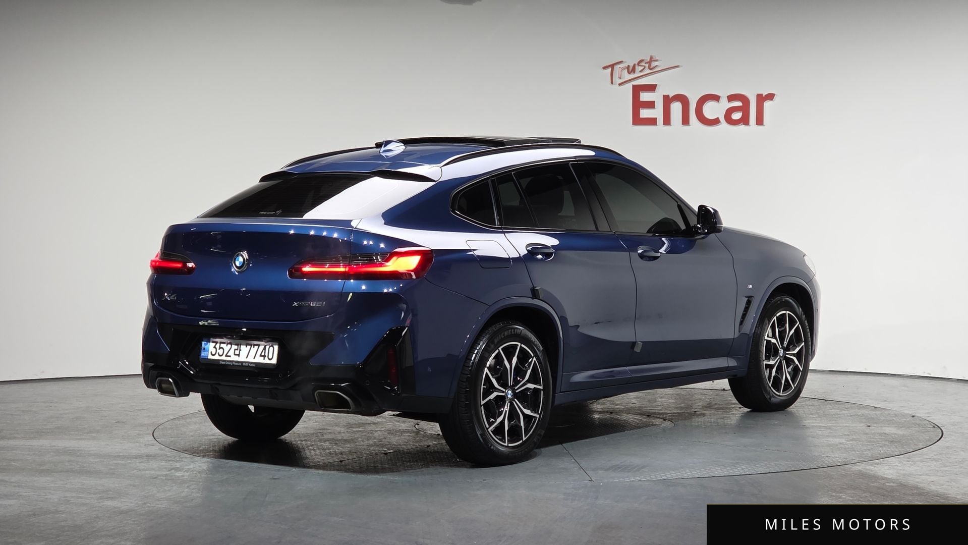 BMW X4 (G02) 2023 — миниатюра 2