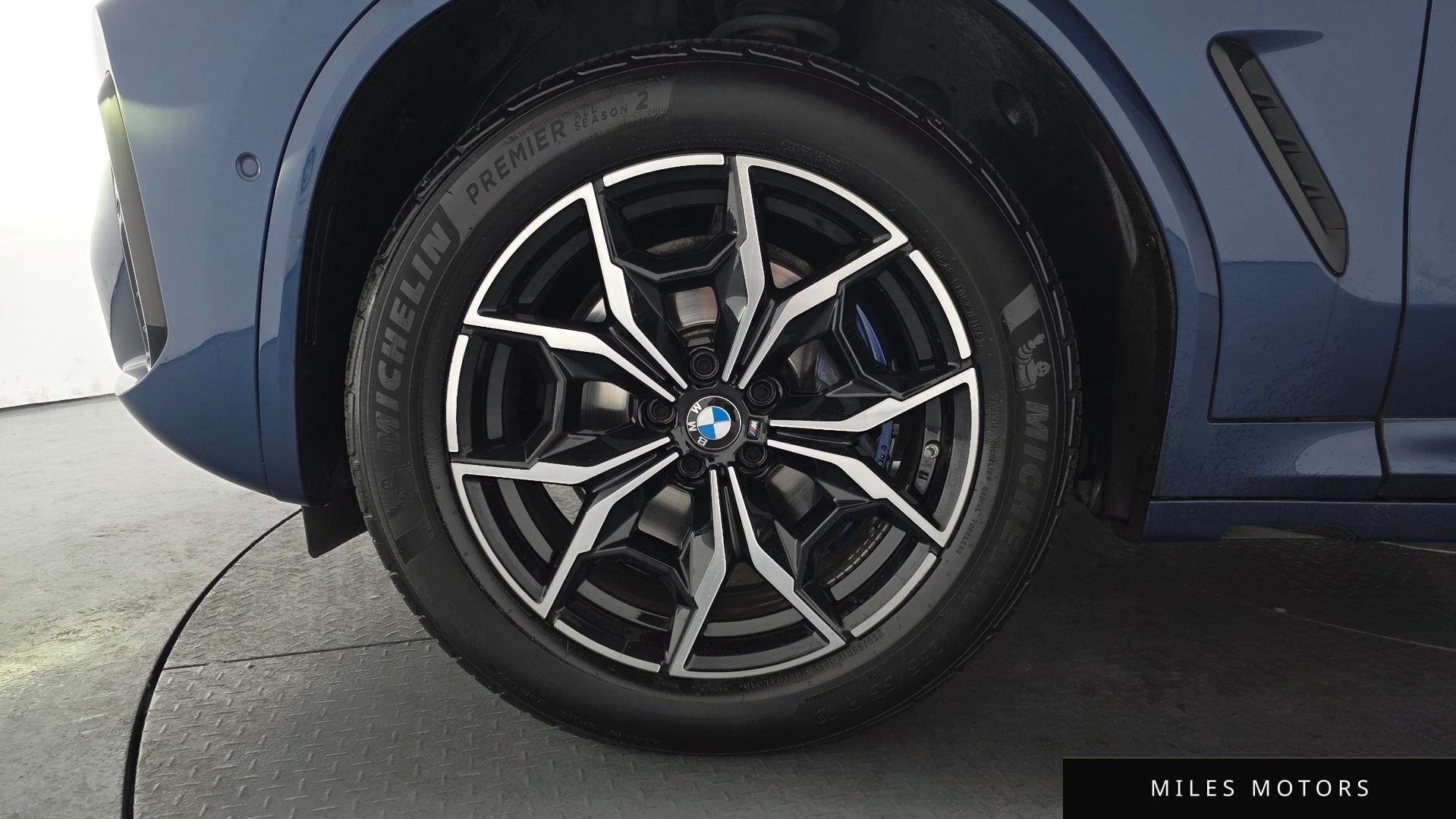 BMW X4 (G02) 2023 — миниатюра 5