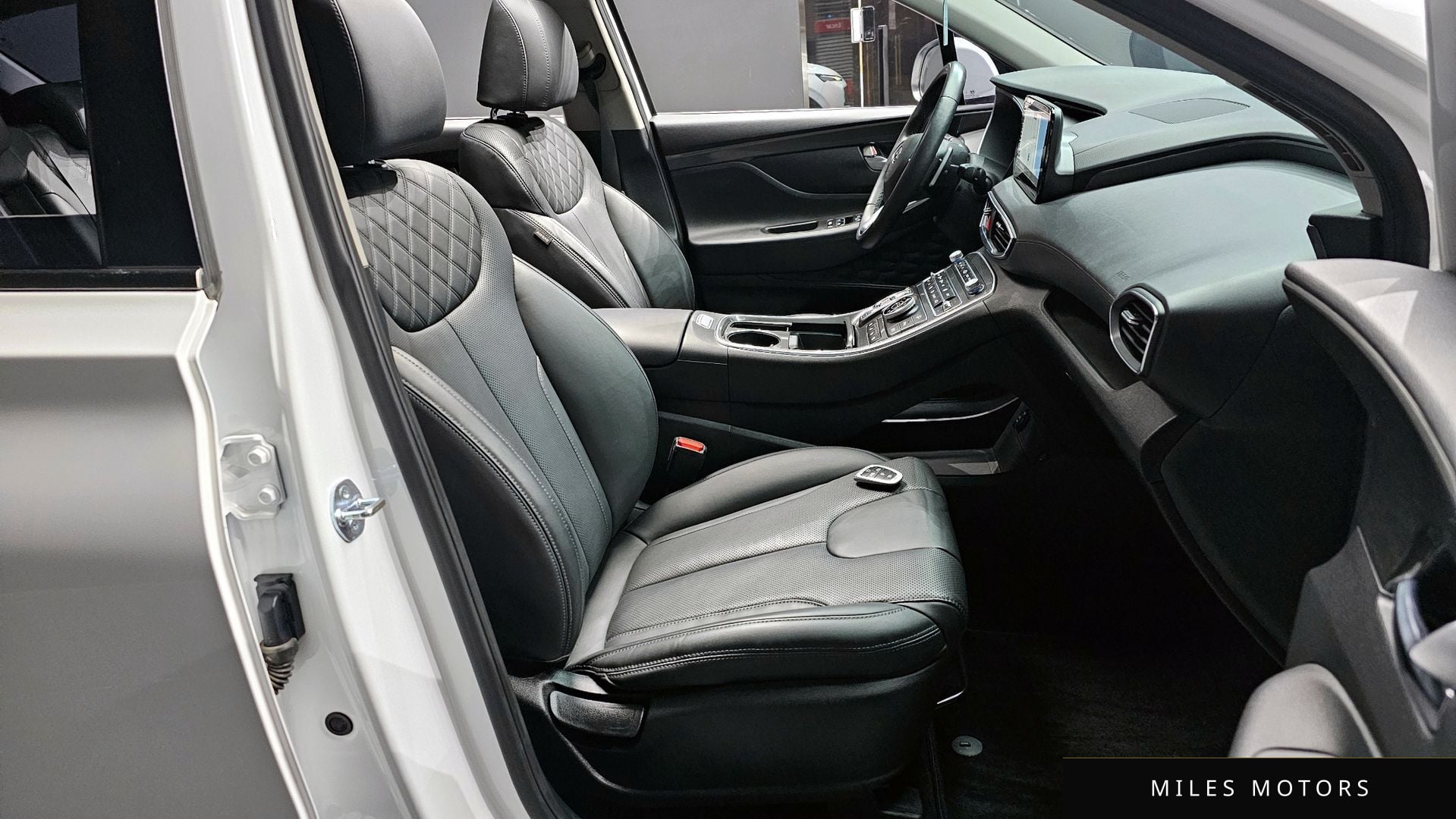 Hyundai Santafe 2023 — миниатюра 10