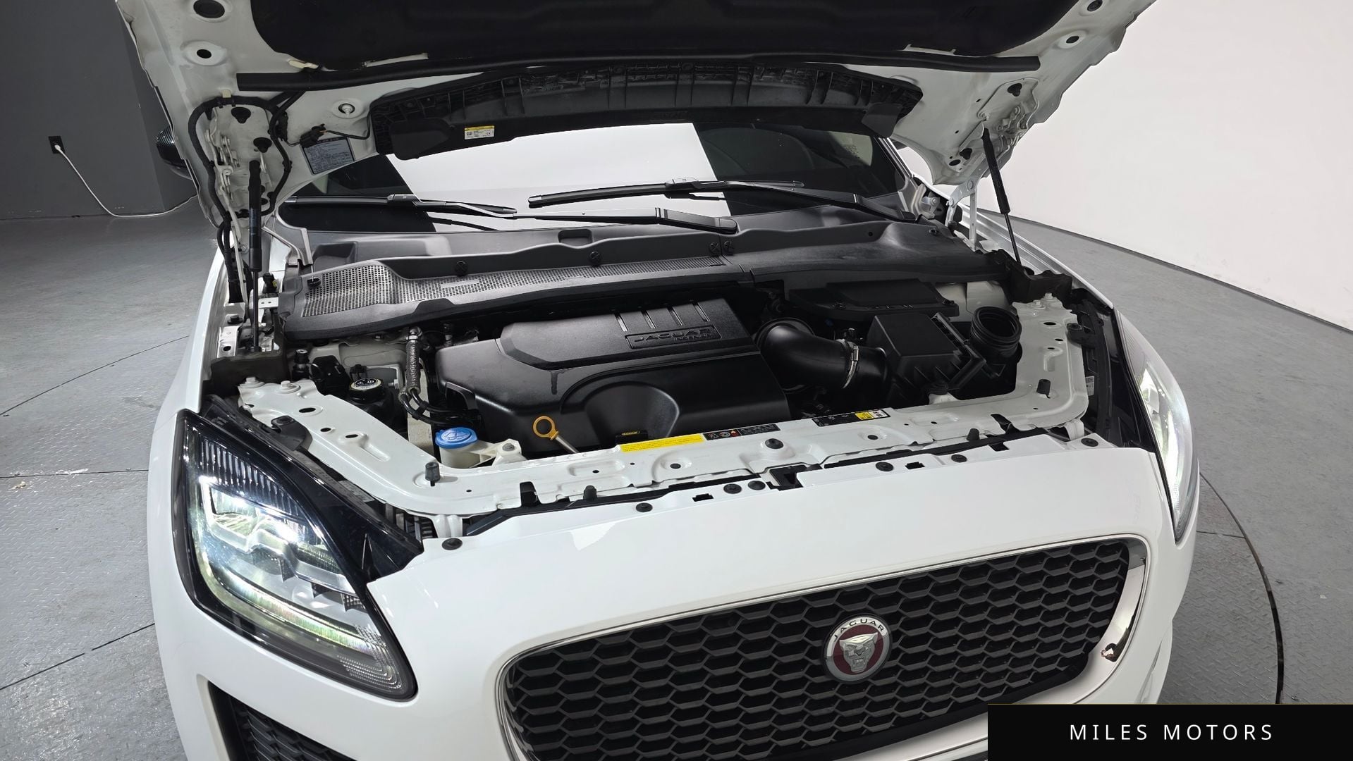 Jaguar E-PACE 2020 — миниатюра 5