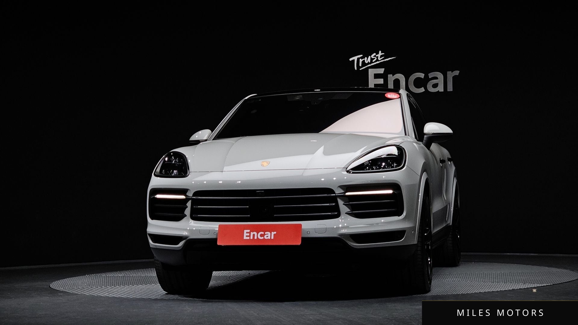 Porsche Cayenne 2022 — миниатюра 3
