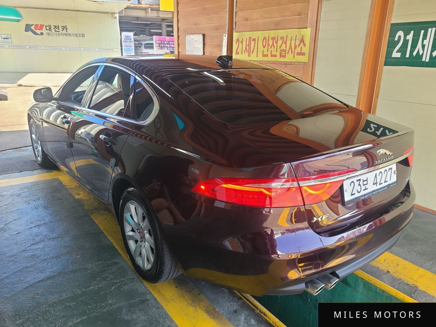 Jaguar XF (X260) 2017 — миниатюра 5